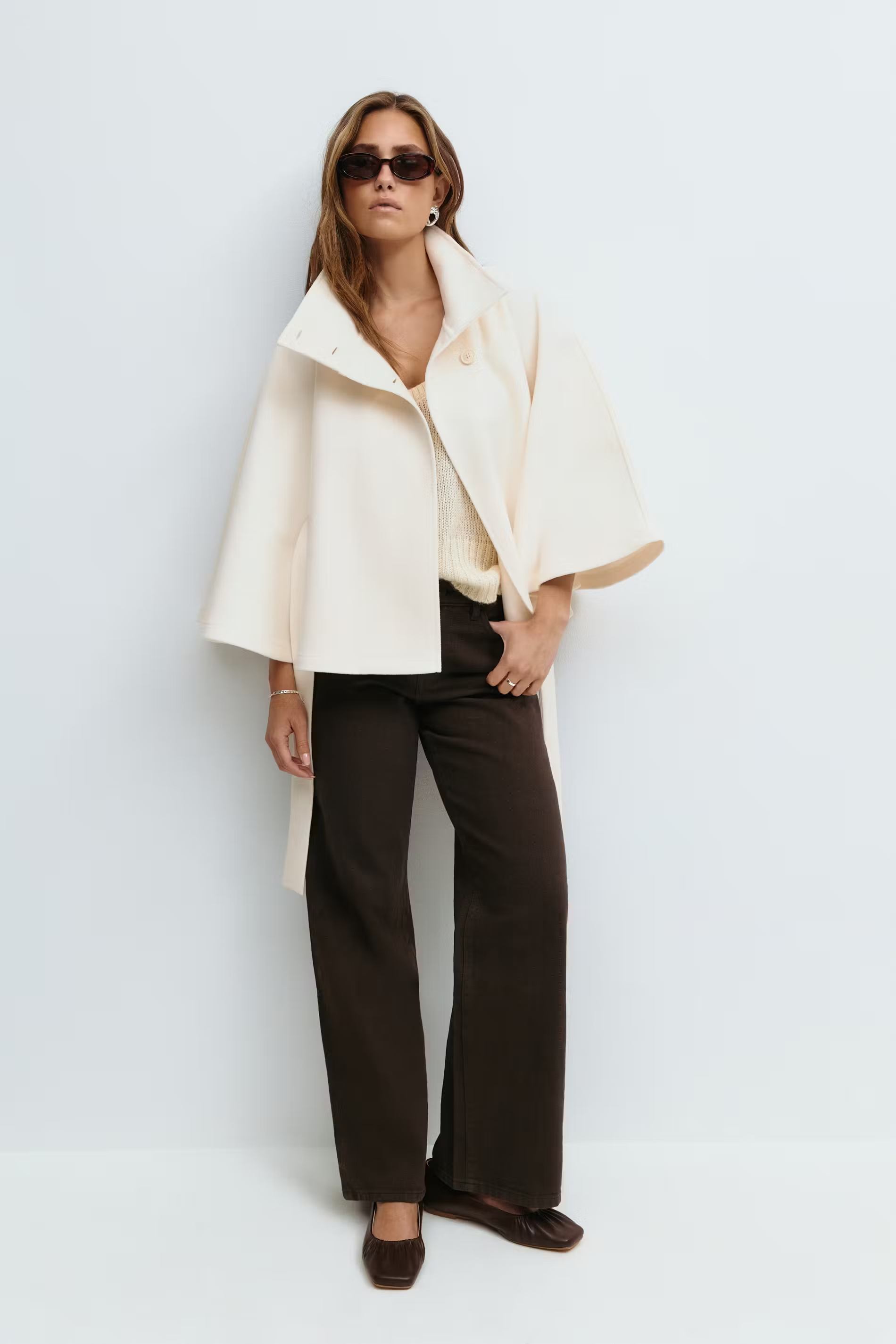 Loreza™ | Elegant Women's Coat with Belt & High Collar
