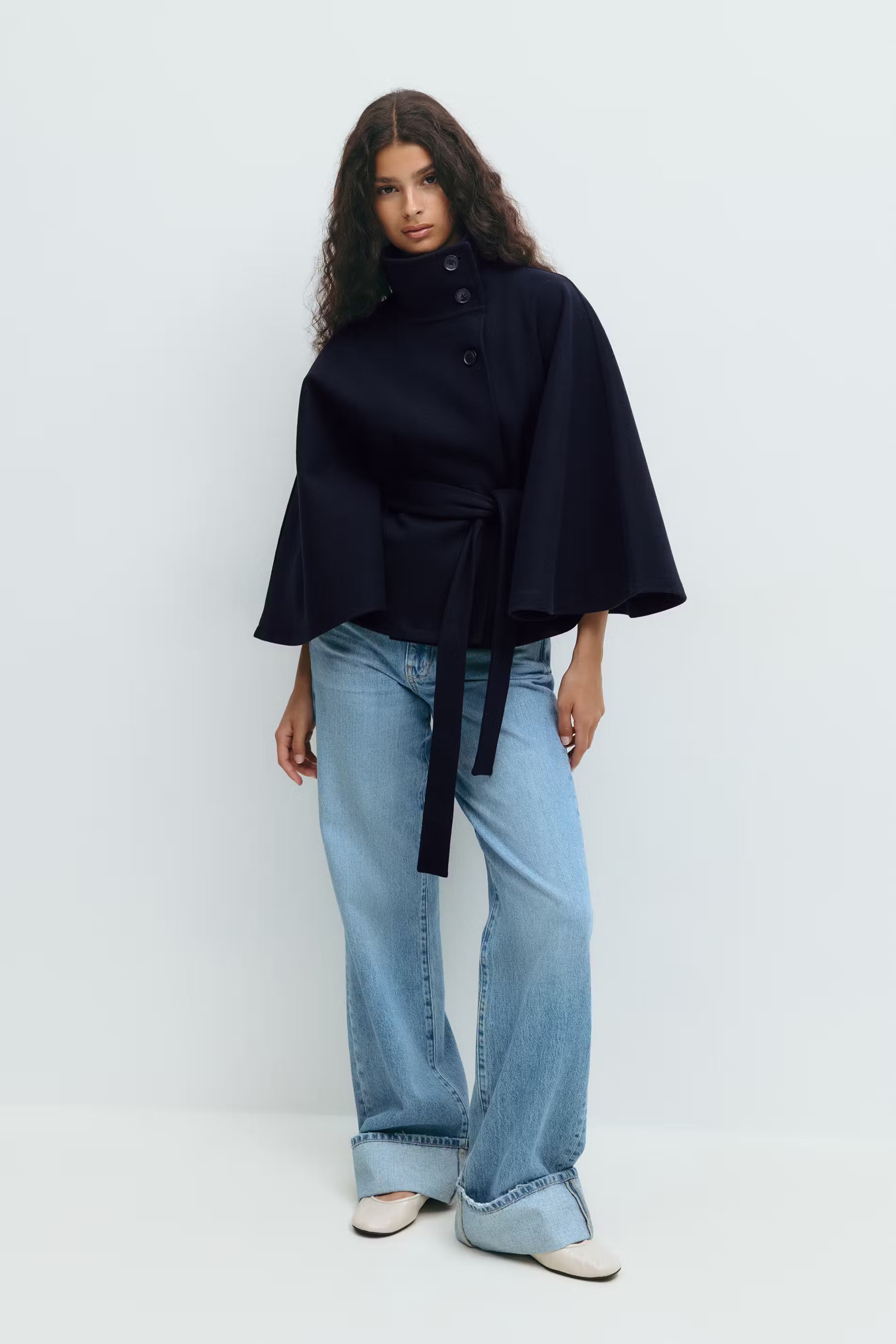 Loreza™ | Elegant Women's Coat with Belt & High Collar