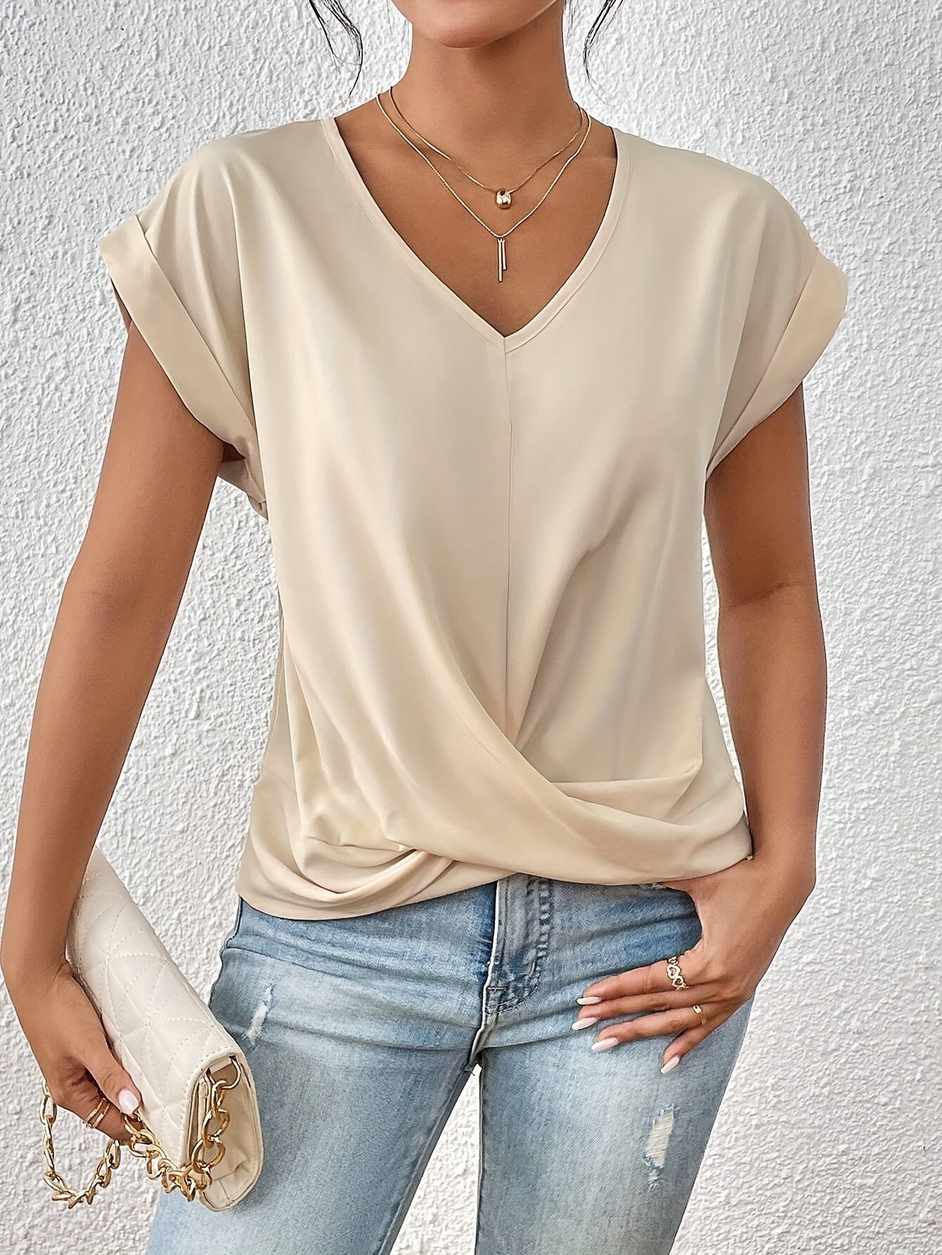 JUNE | RELAXED SWEETHEART NECK TEE