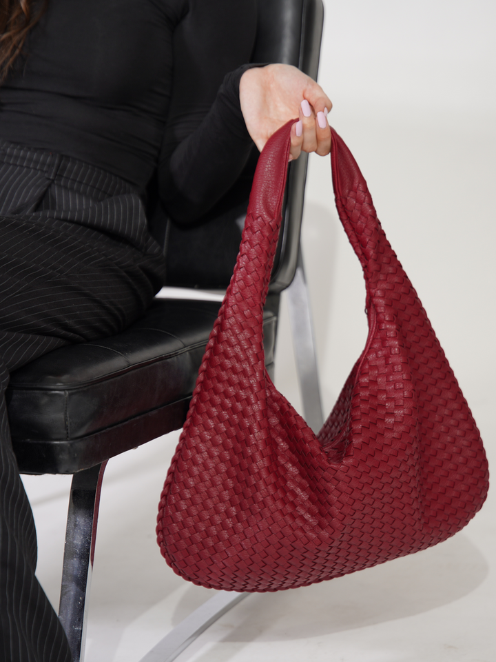 LYONNE – ONE SHOULDER WONDER BAG