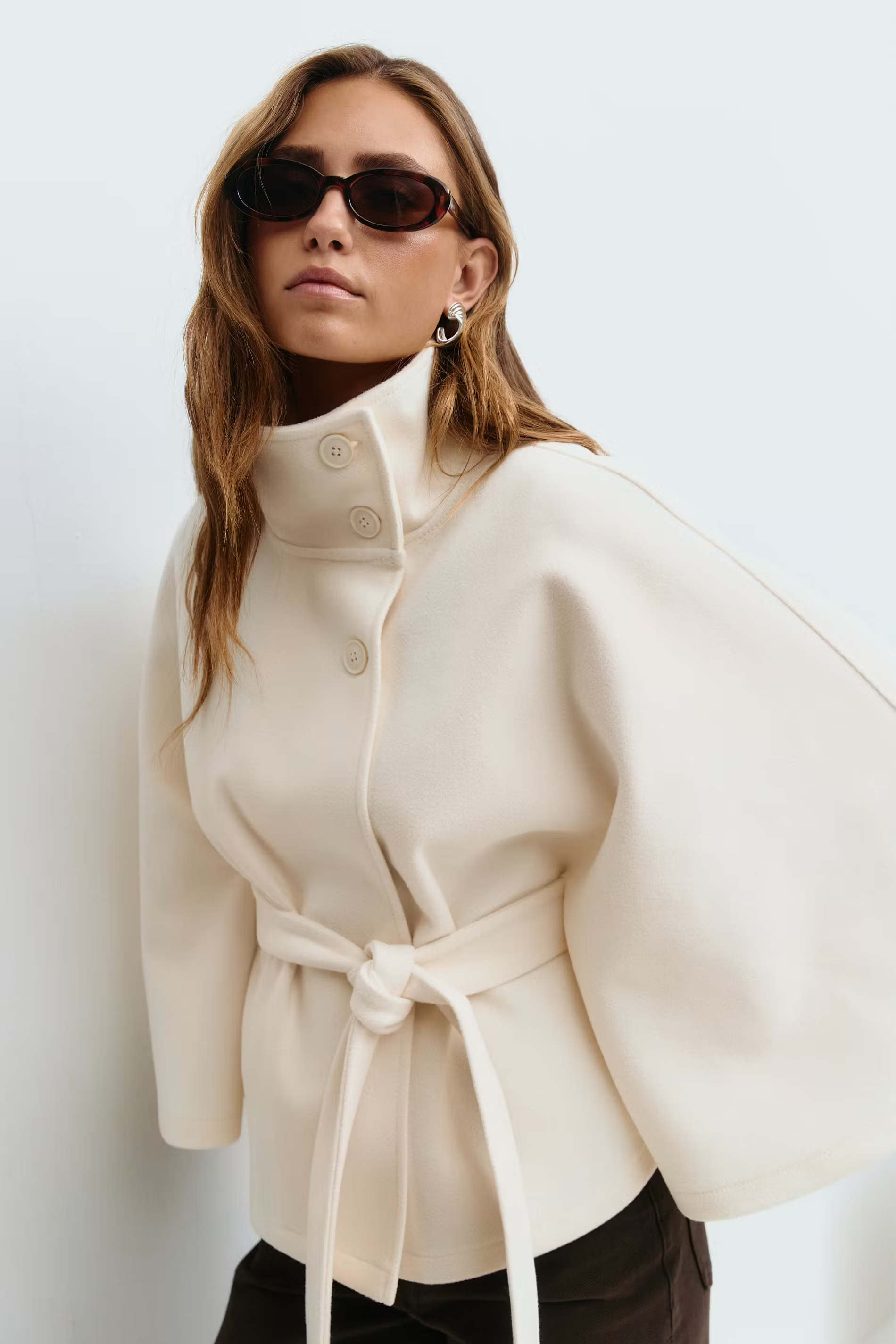 Loreza™ | Elegant Women's Coat with Belt &amp; High Collar 
