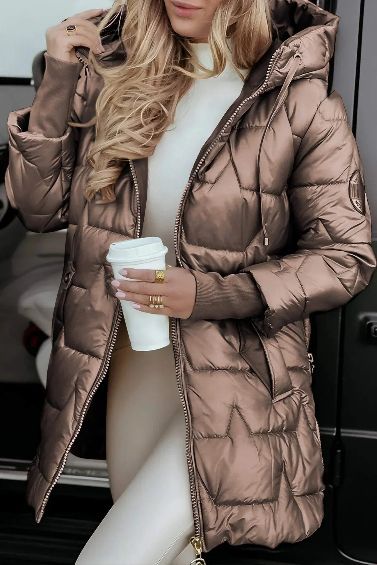Nolwen™ | Elegant Padded Winter Coat with Hood 