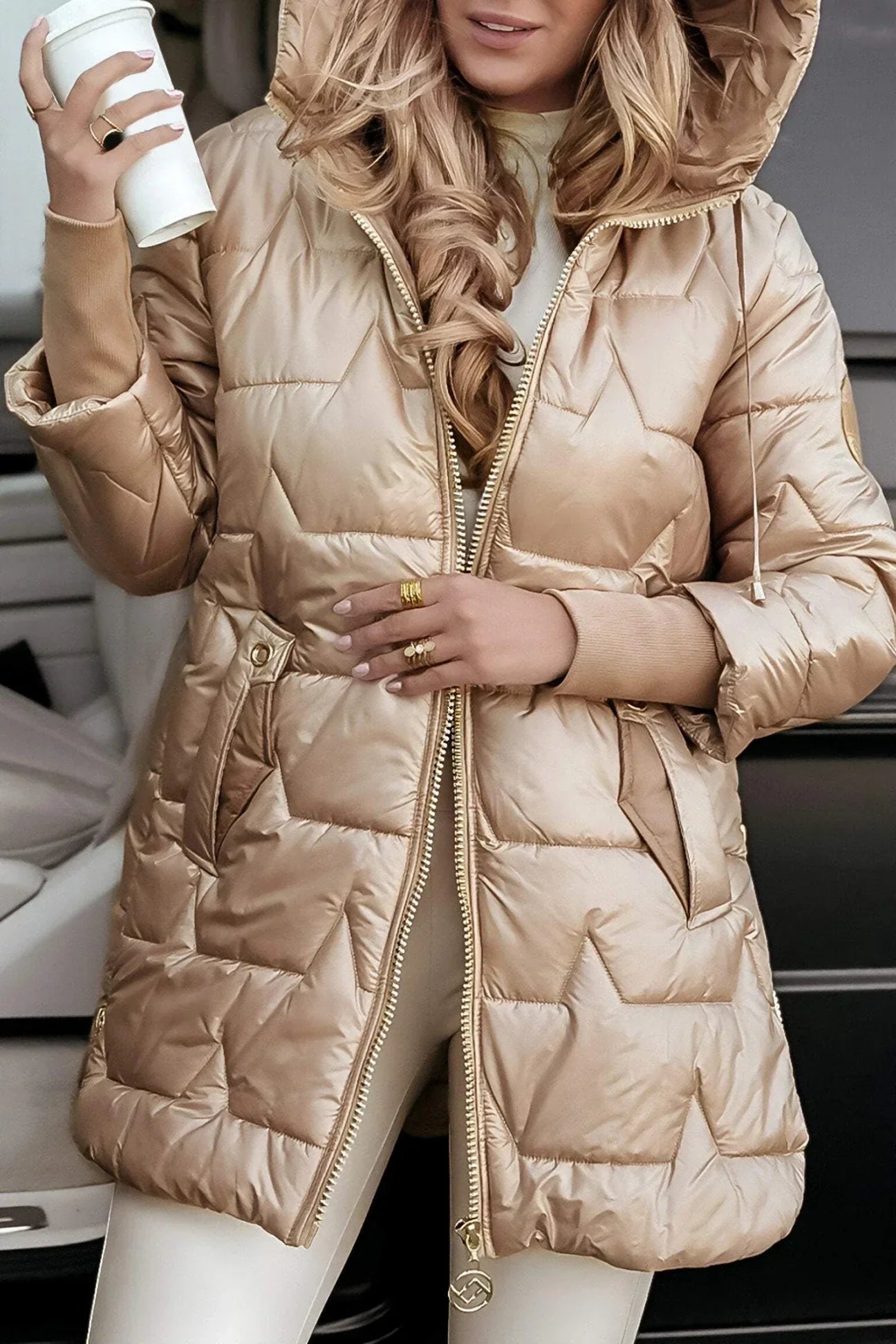 Nolwen™ | Elegant Padded Winter Coat with Hood 