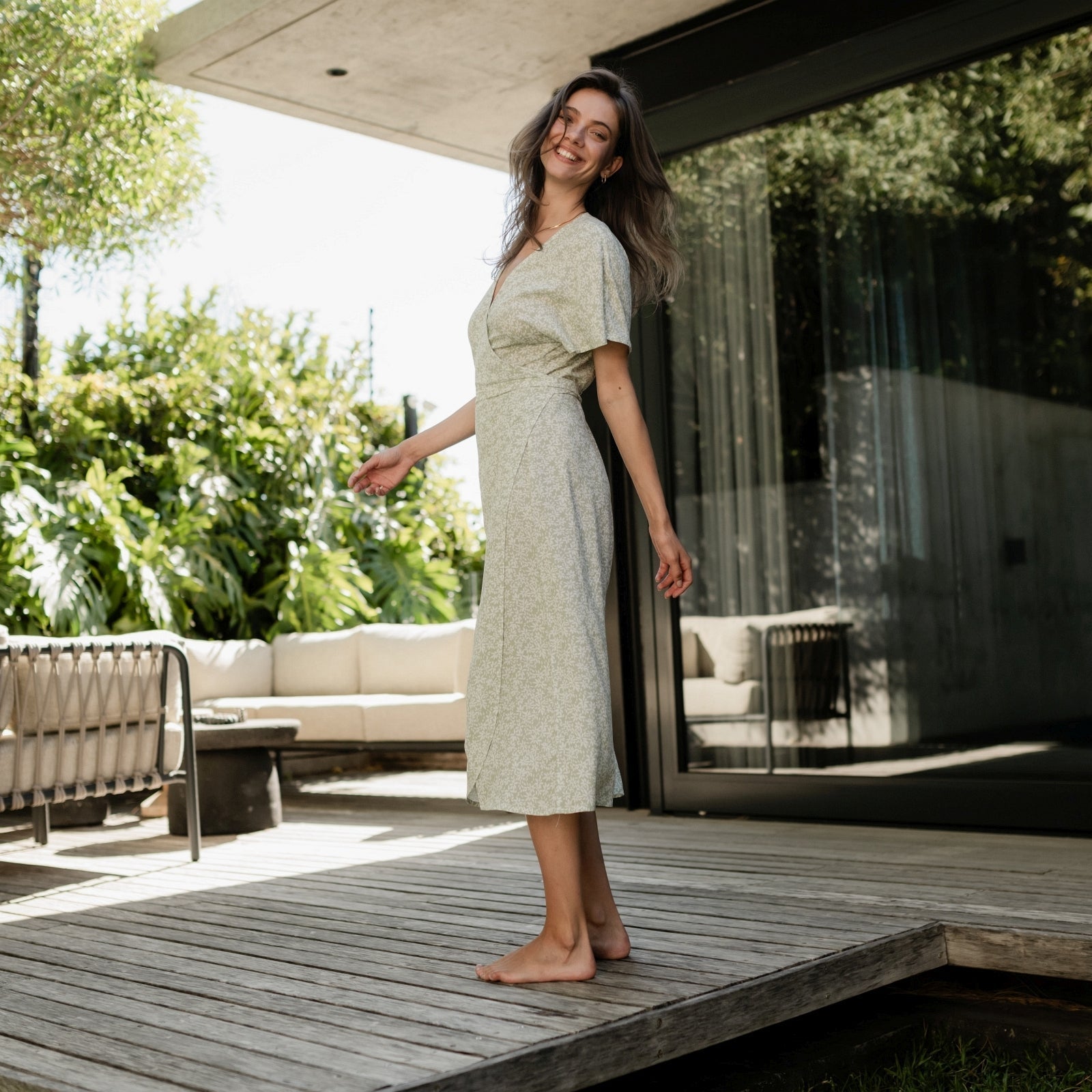 ELARA | FLORAL WRAP DRESS 
